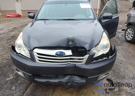 2011 Subaru Outback 2.5I Premium z USA, uszkodzony, nr VIN 4S4BRCGCXB3389954